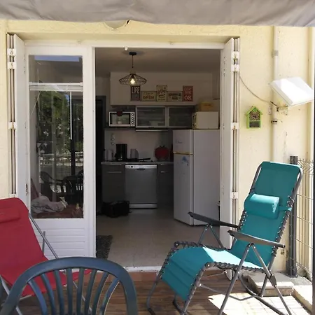 4p, 2minutes Plage, 28m2, 2chambres, Terrasse, Bas De Saint Pierre La Mer Fleury (Aude)